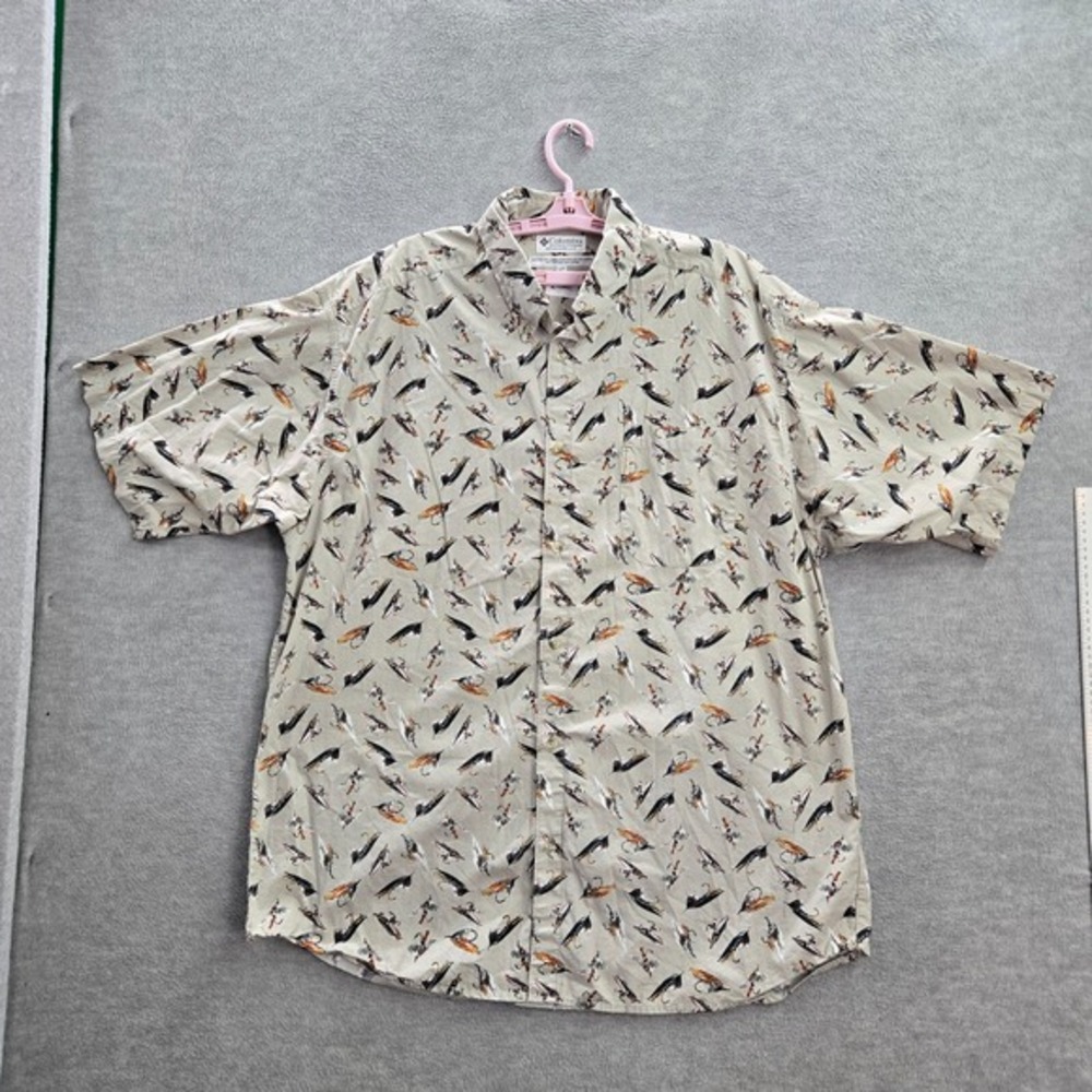 Columbia Men Shirt 2XT Beige Fishing Graphic Print Allover Short Sleeve Collar